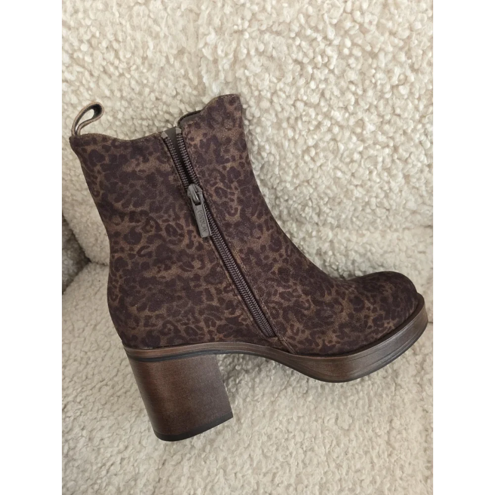 Bottines leopard suedine