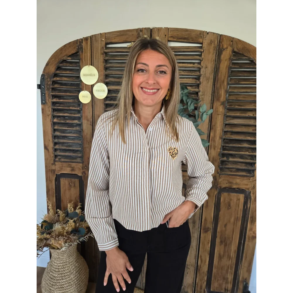 Chemise Lucile rayée beige coeur leopard