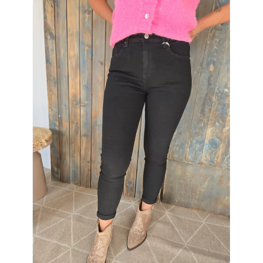 category_name | Elly et Anne