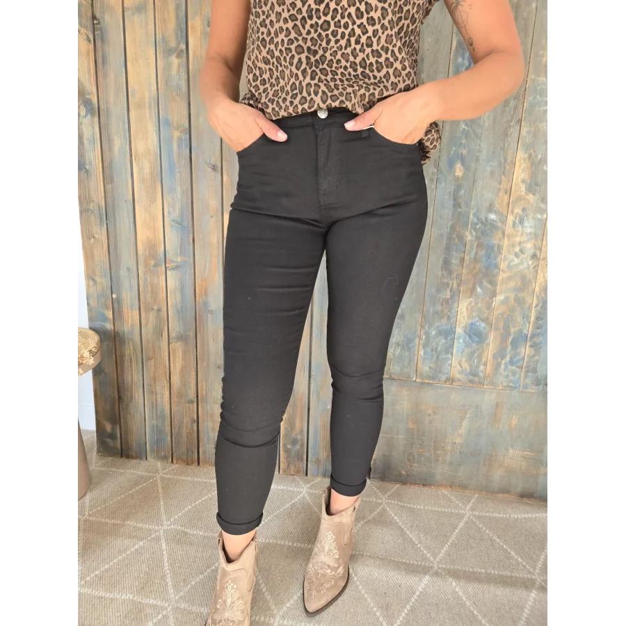 category_name | Elly et Anne