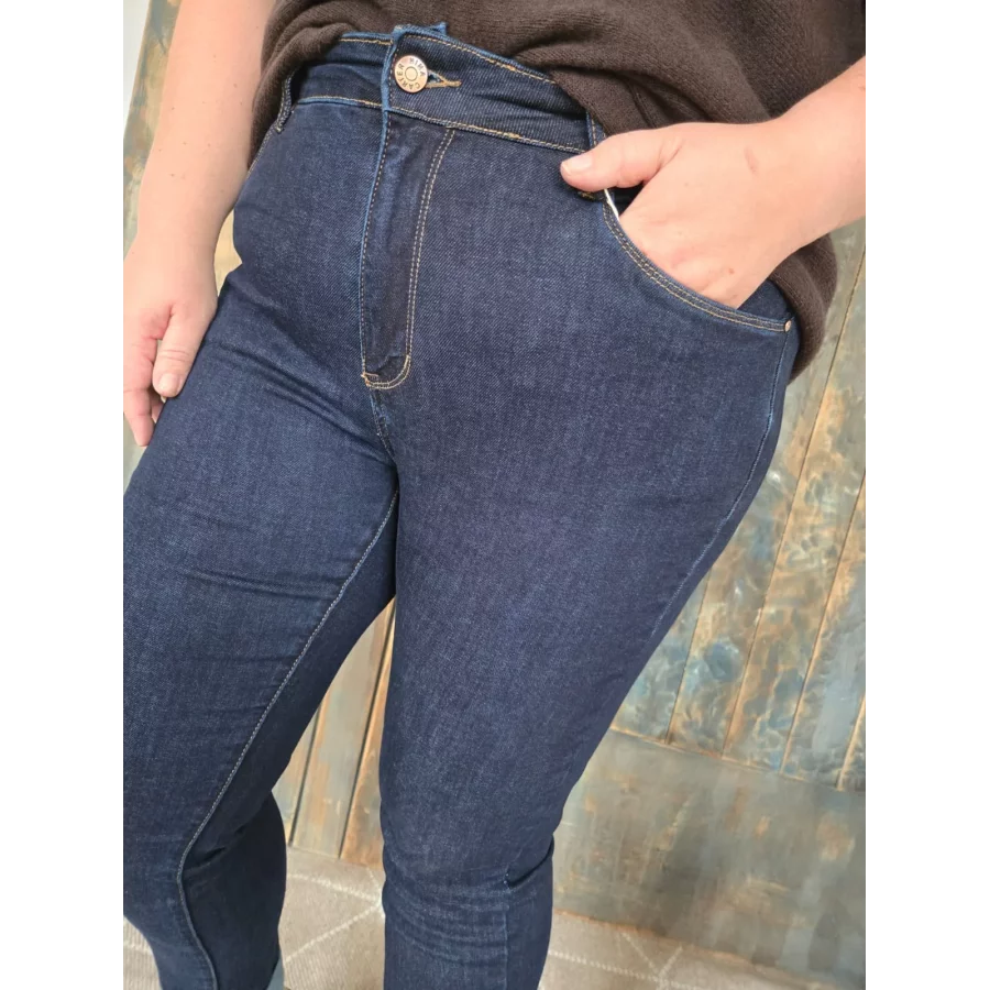 category_name | Elly et Anne