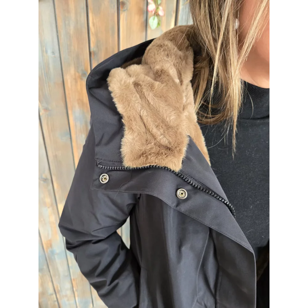 category_name | Elly et Anne