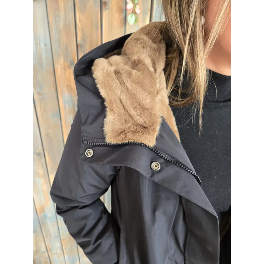 category_name | Elly et Anne