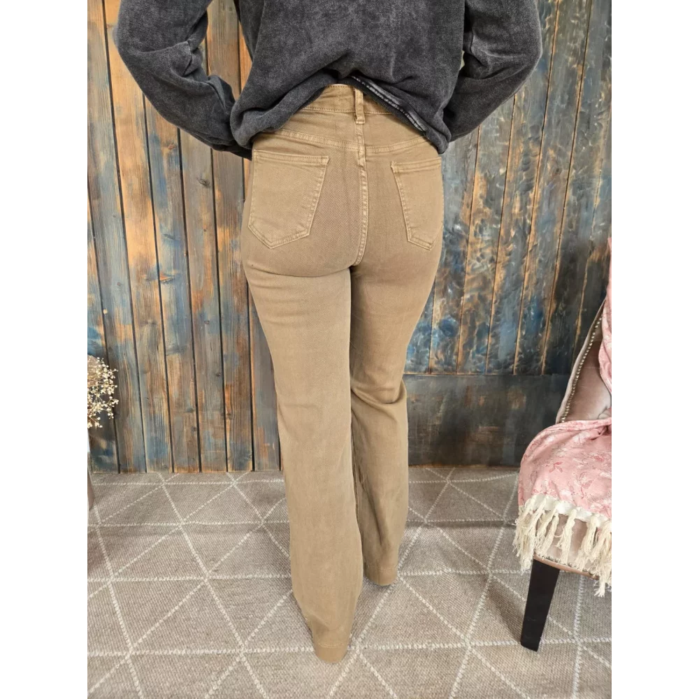 category_name | Elly et Anne