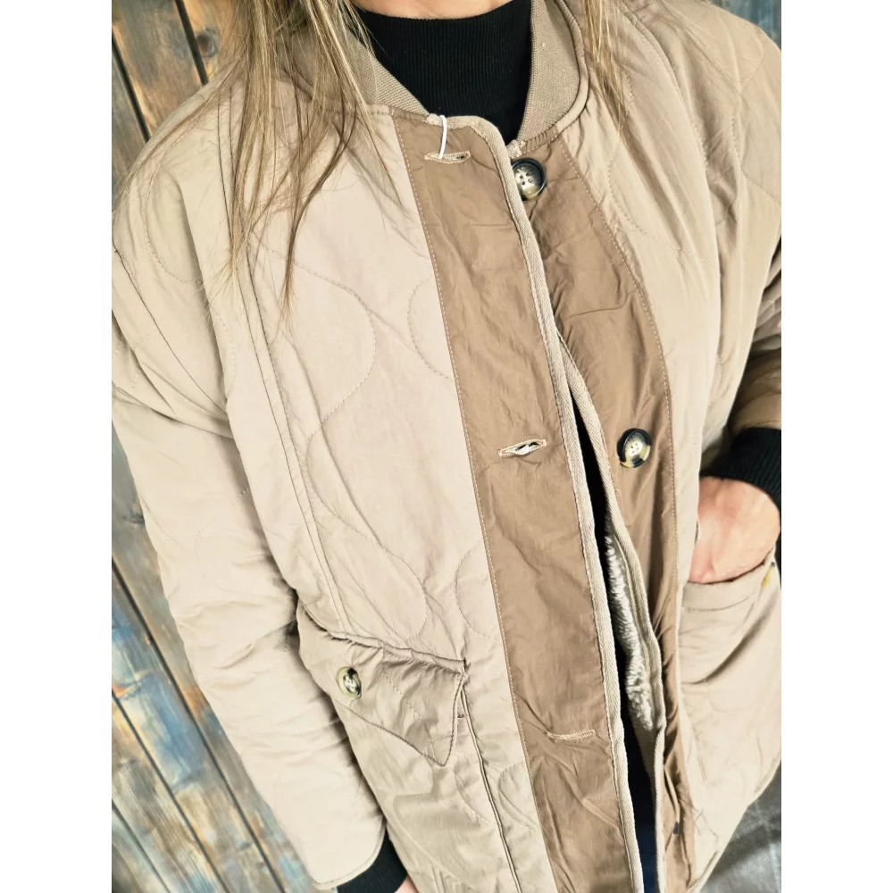 category_name | Elly et Anne