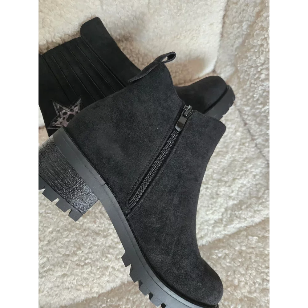 category_name | Elly et Anne