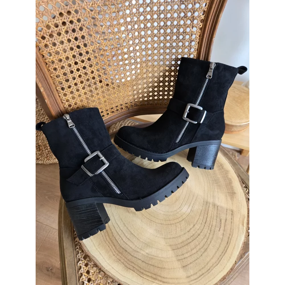 category_name | Elly et Anne