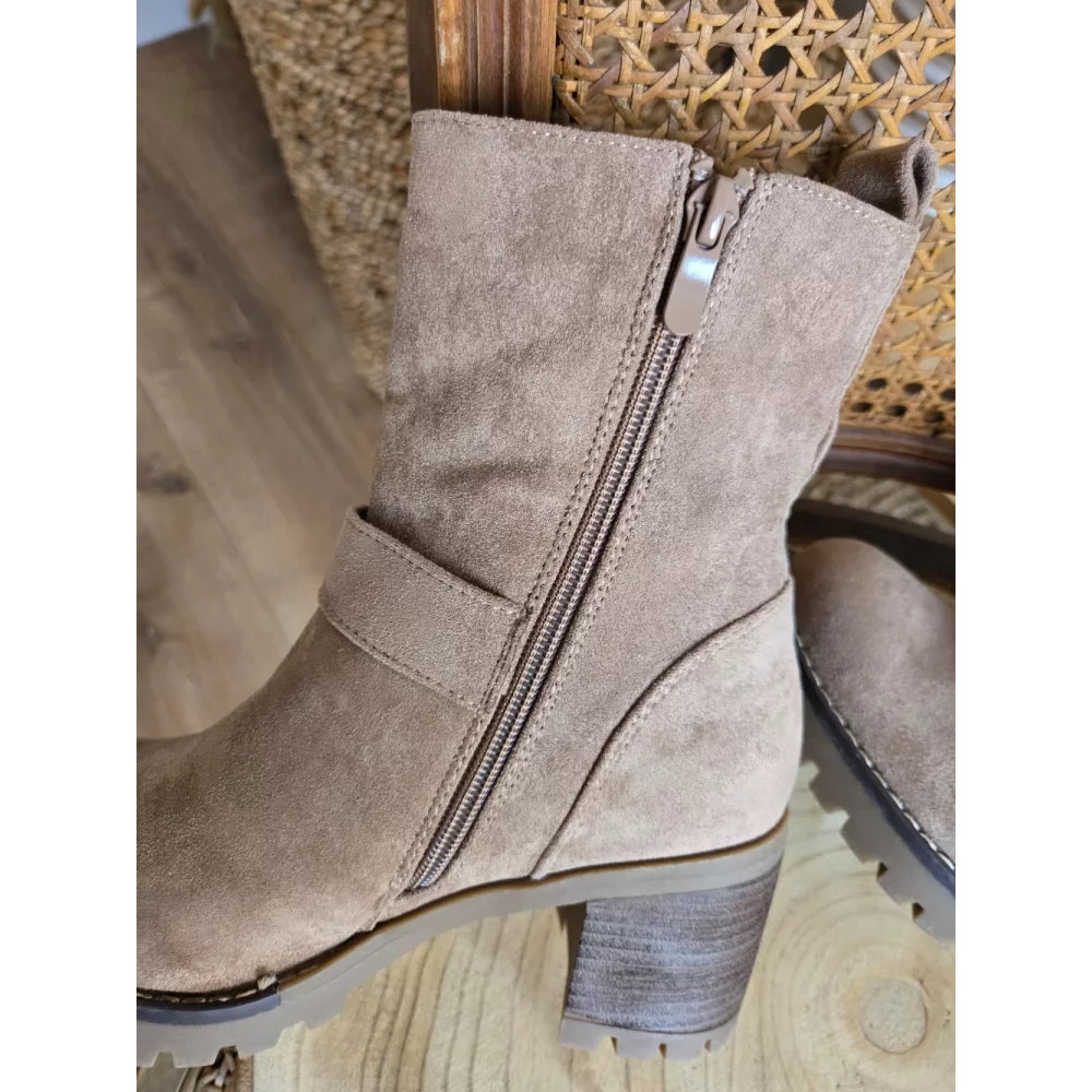 category_name | Elly et Anne