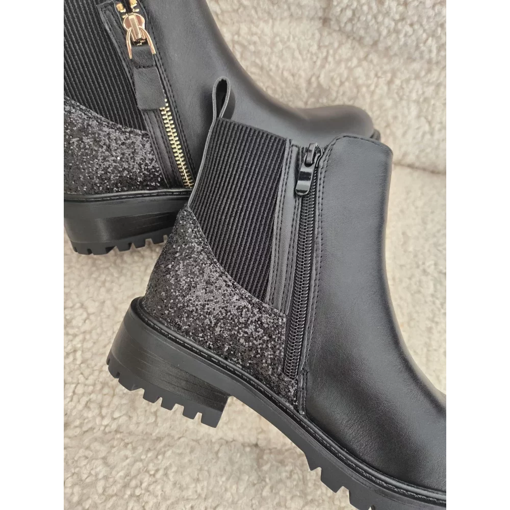 category_name | Elly et Anne