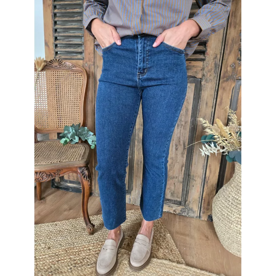 category_name | Elly et Anne