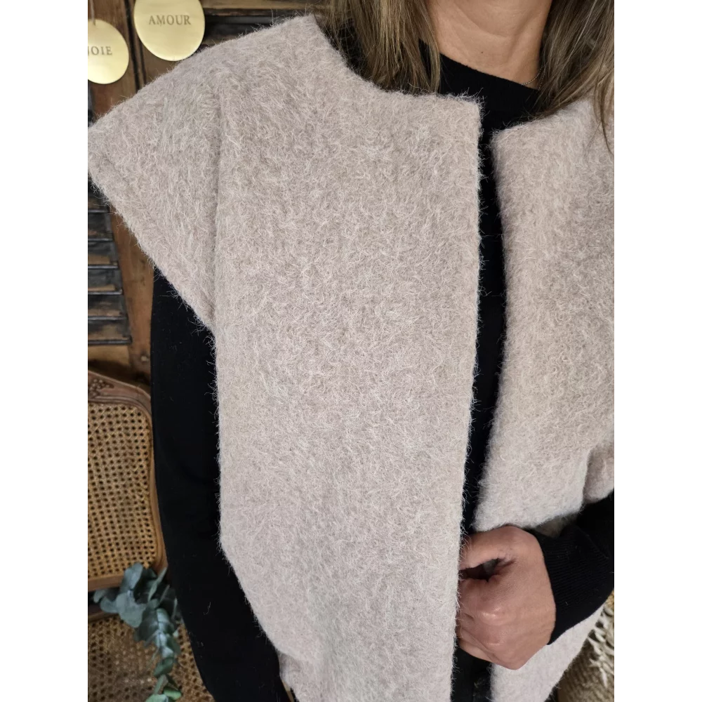 category_name | Elly et Anne