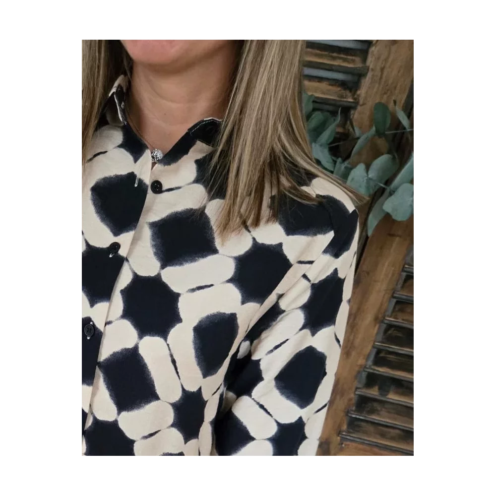 category_name | Elly et Anne