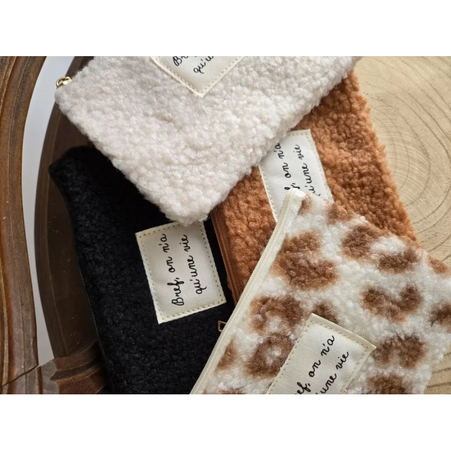 category_name | Elly et Anne