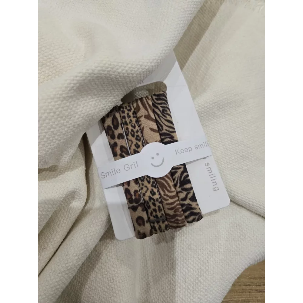 category_name | Elly et Anne