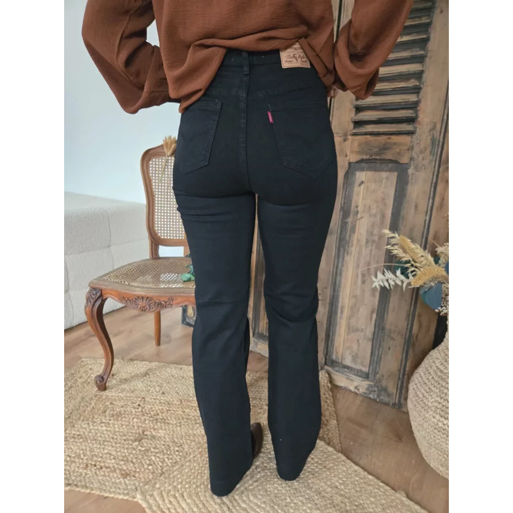 category_name | Elly et Anne