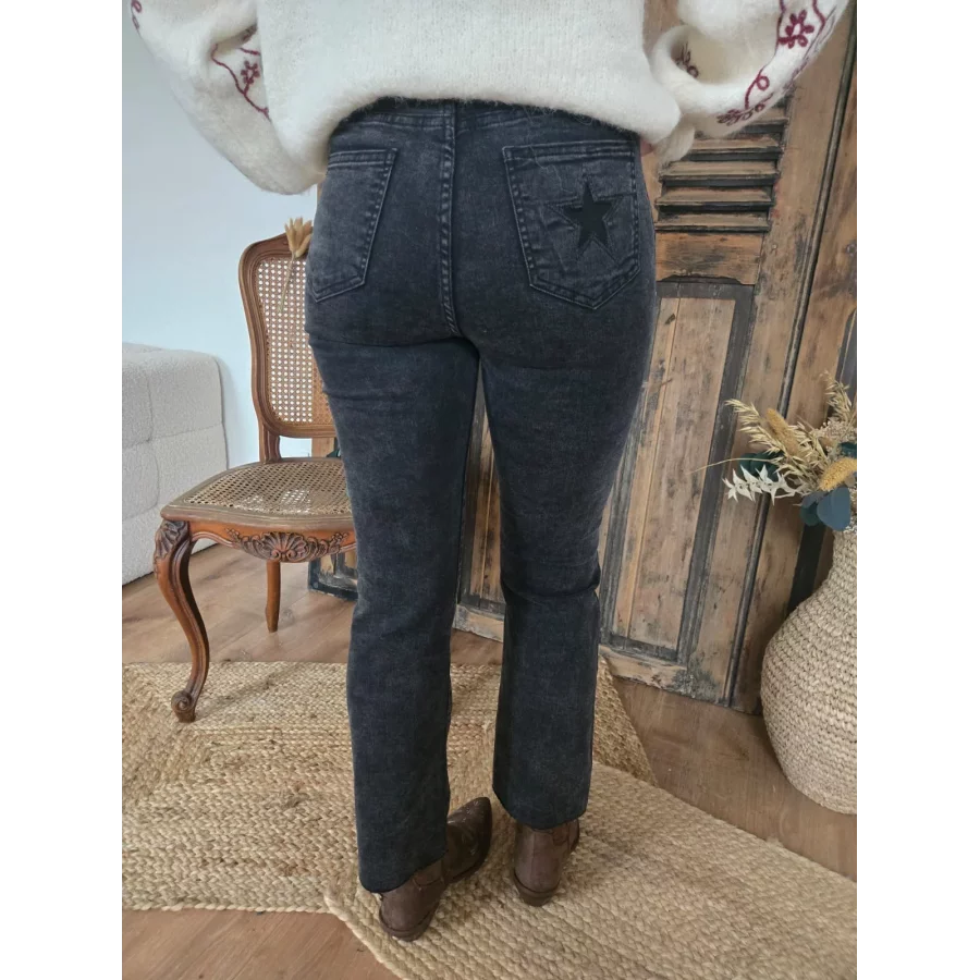 category_name | Elly et Anne