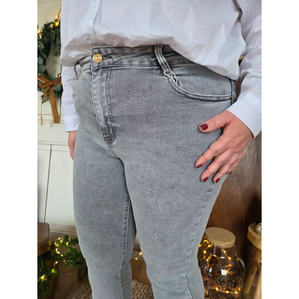 category_name | Elly et Anne