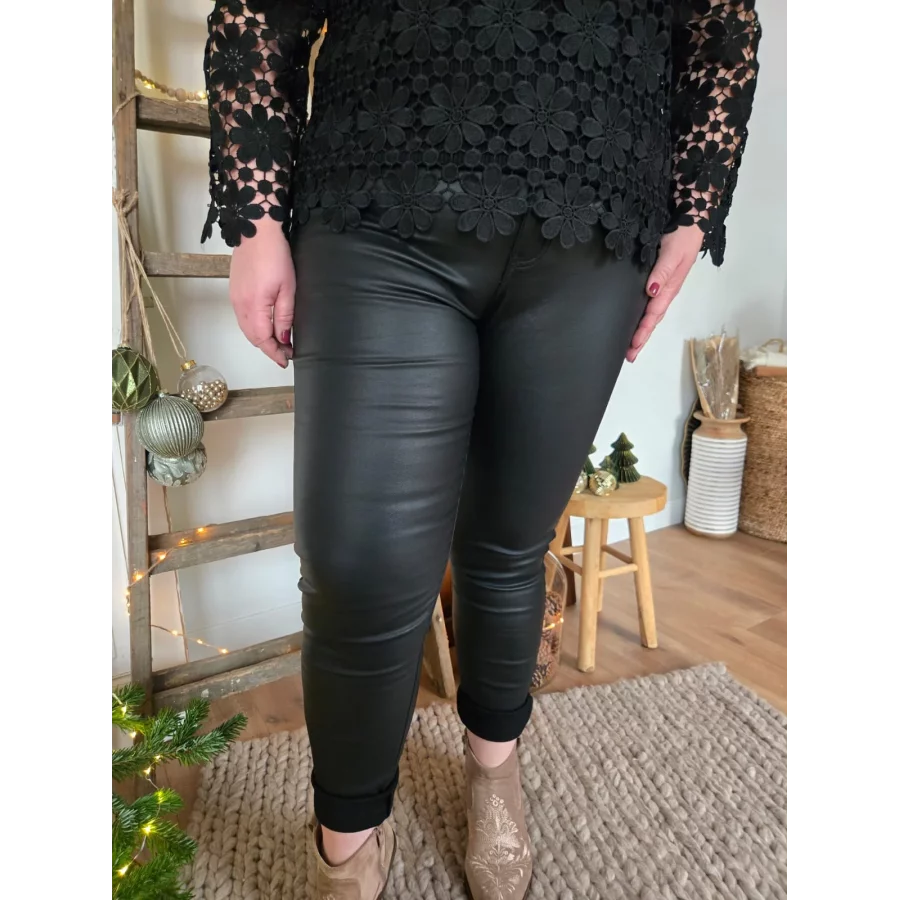 category_name | Elly et Anne