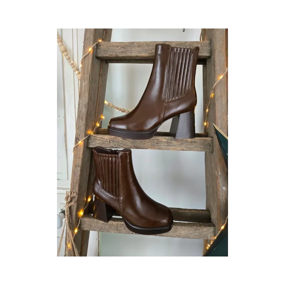 category_name | Elly et Anne