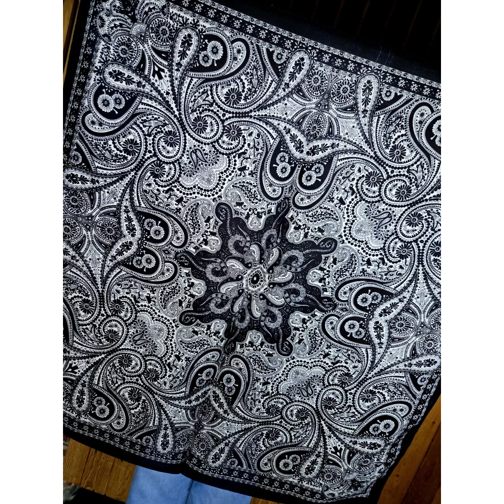 category_name | Elly et Anne