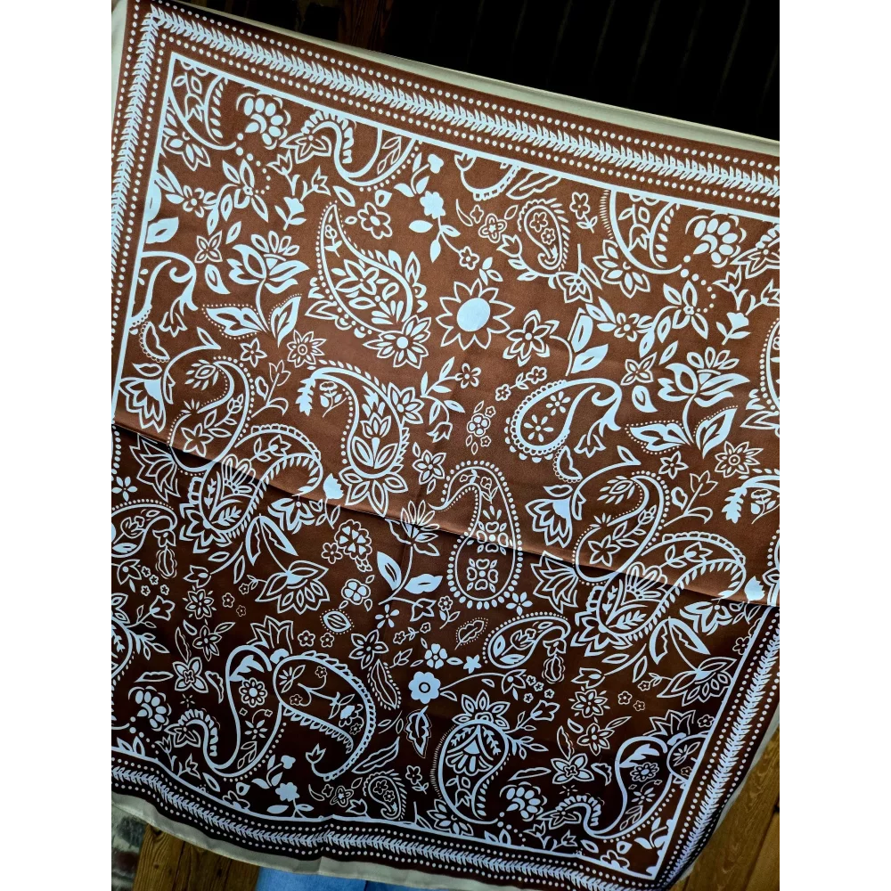 category_name | Elly et Anne