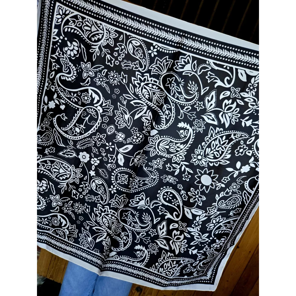 category_name | Elly et Anne