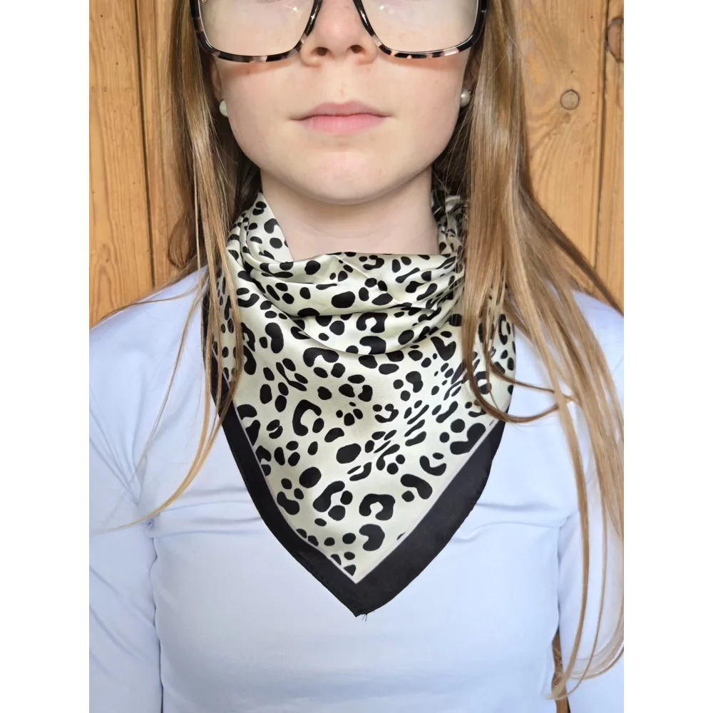 category_name | Elly et Anne