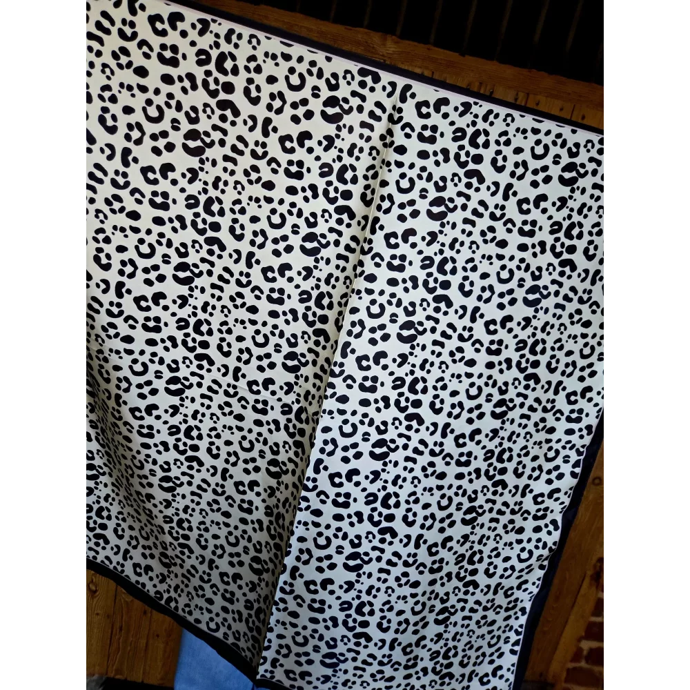 category_name | Elly et Anne