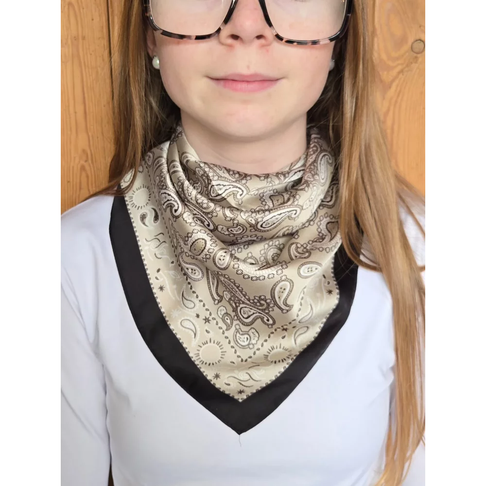 category_name | Elly et Anne