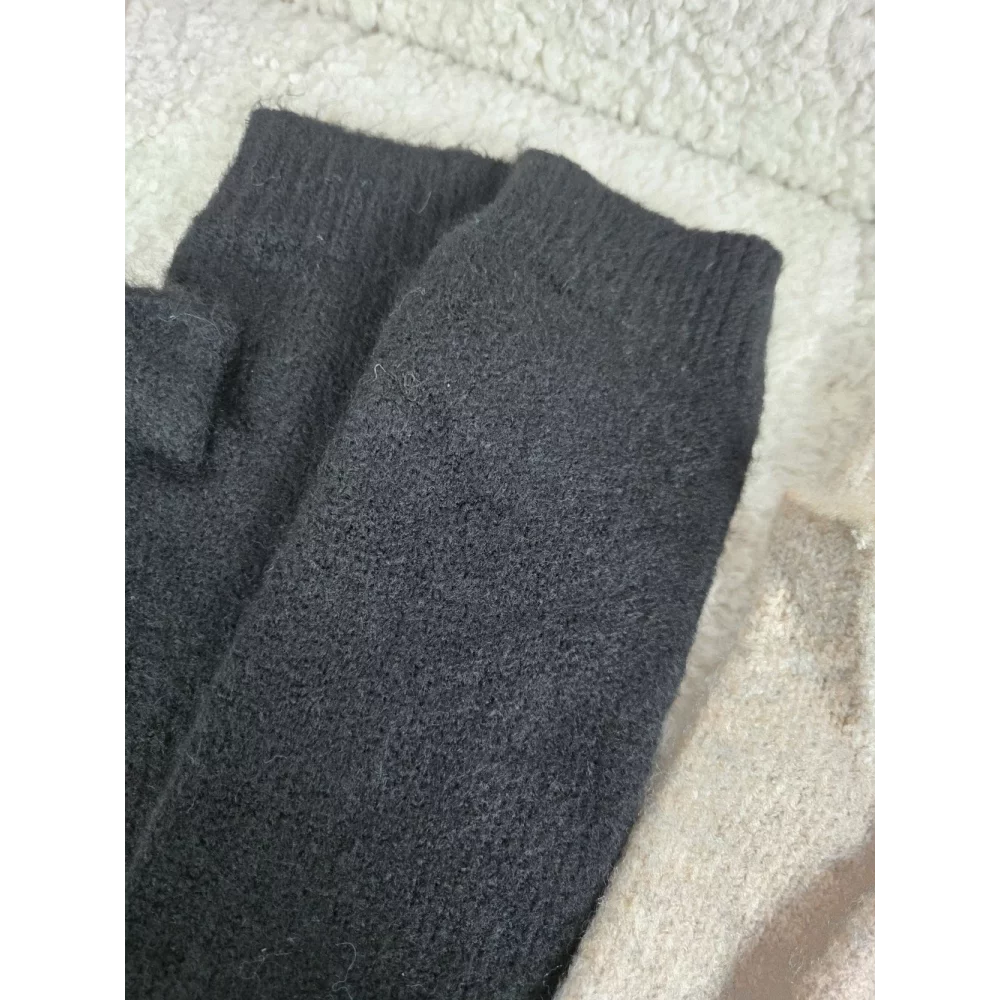 category_name | Elly et Anne