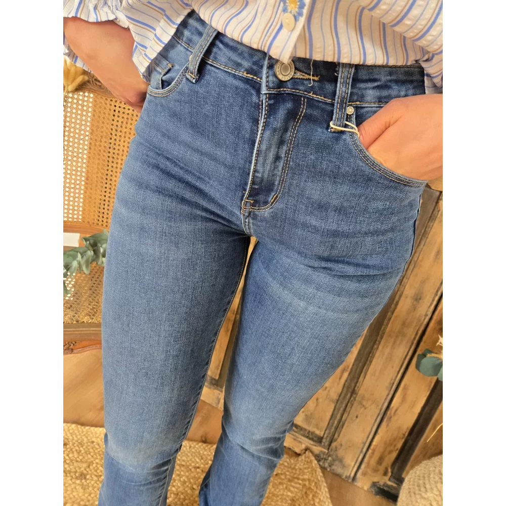 category_name | Elly et Anne