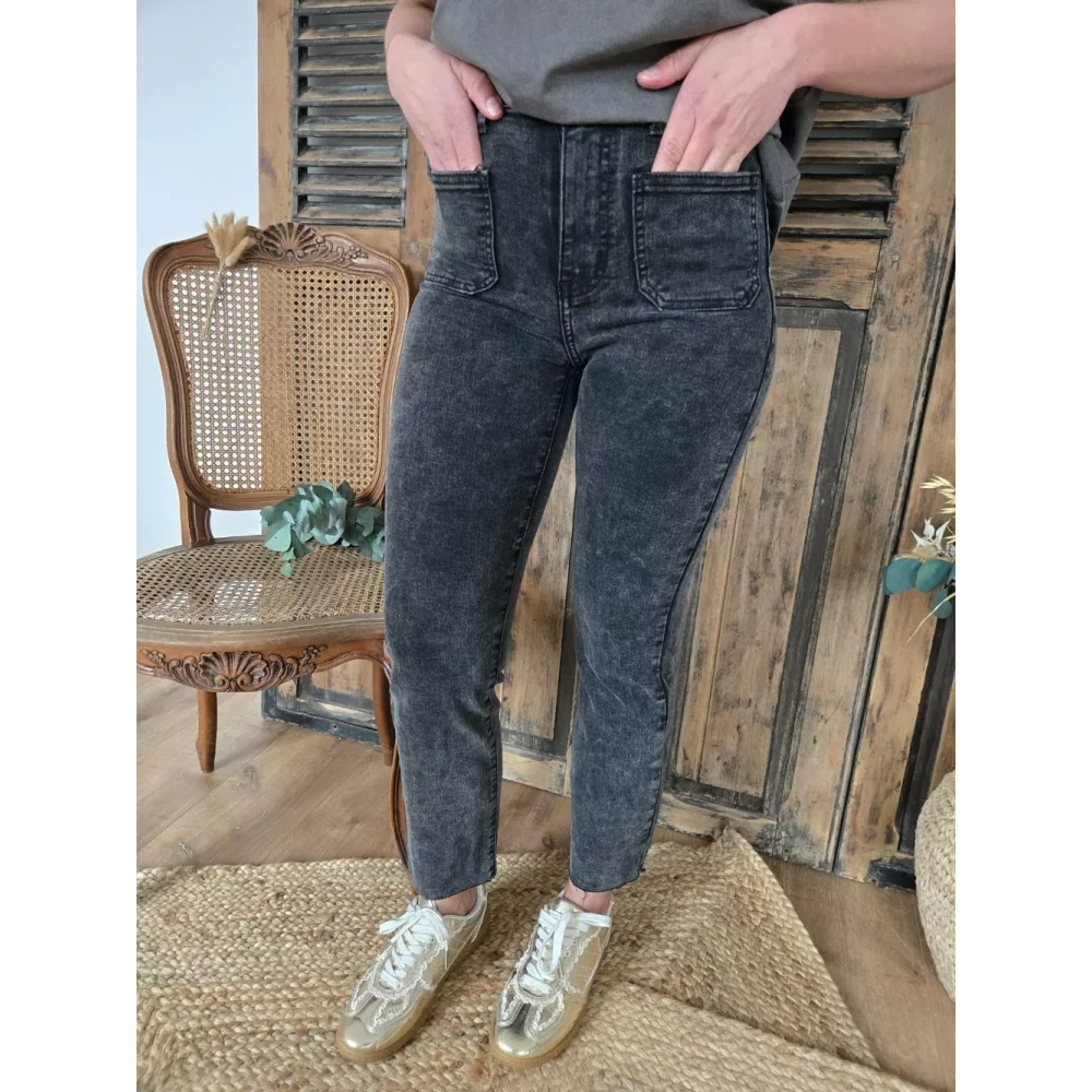 category_name | Elly et Anne