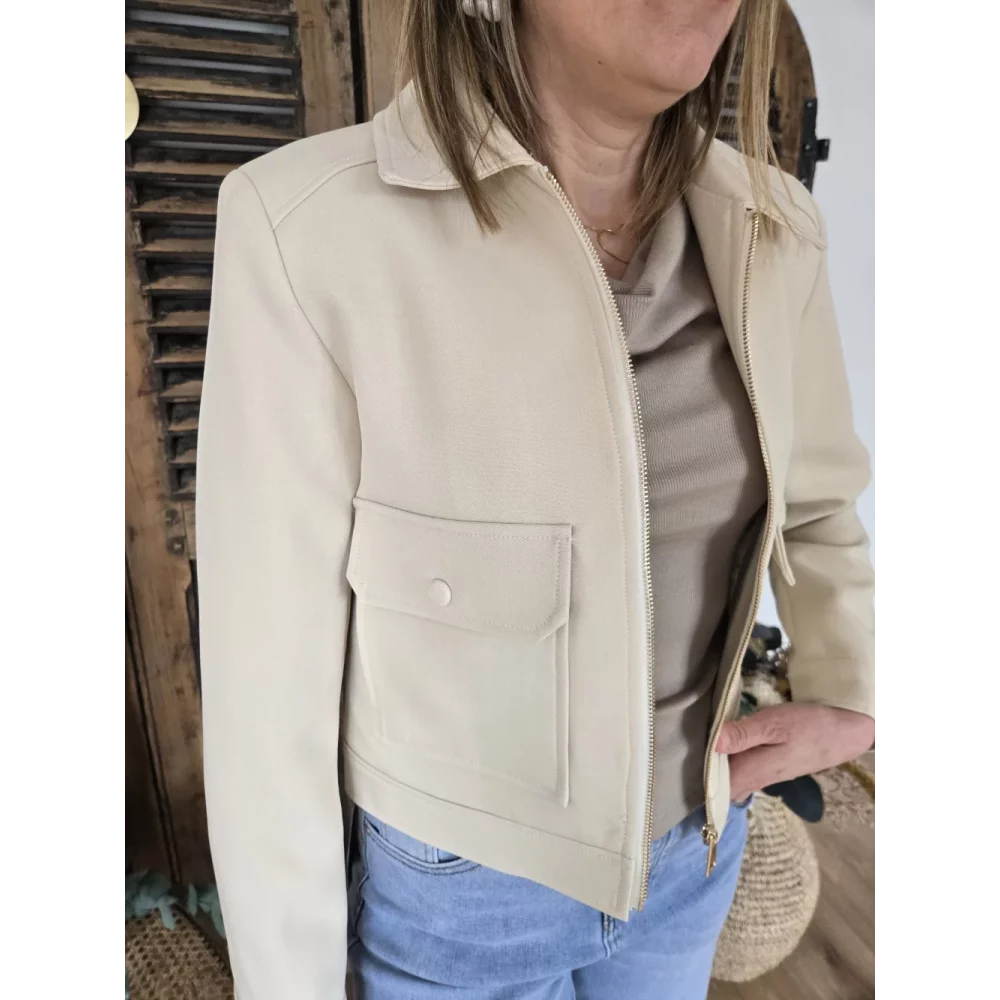 category_name | Elly et Anne