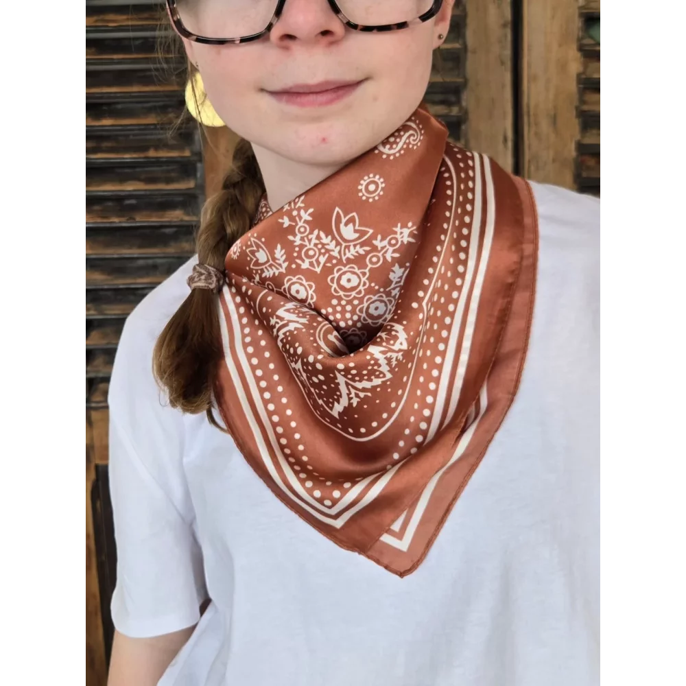 category_name | Elly et Anne