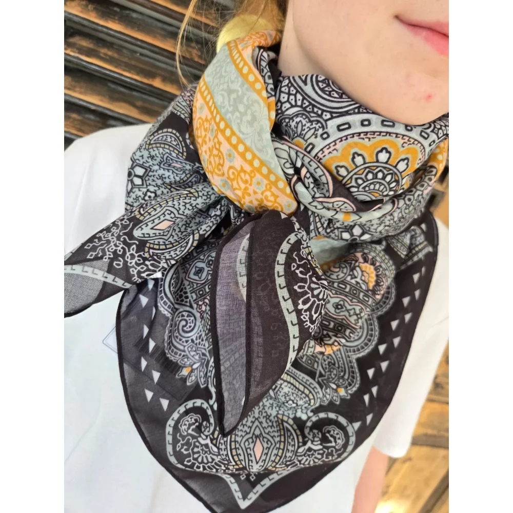 category_name | Elly et Anne