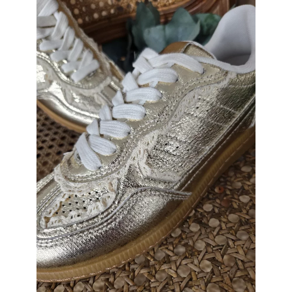 category_name | Elly et Anne