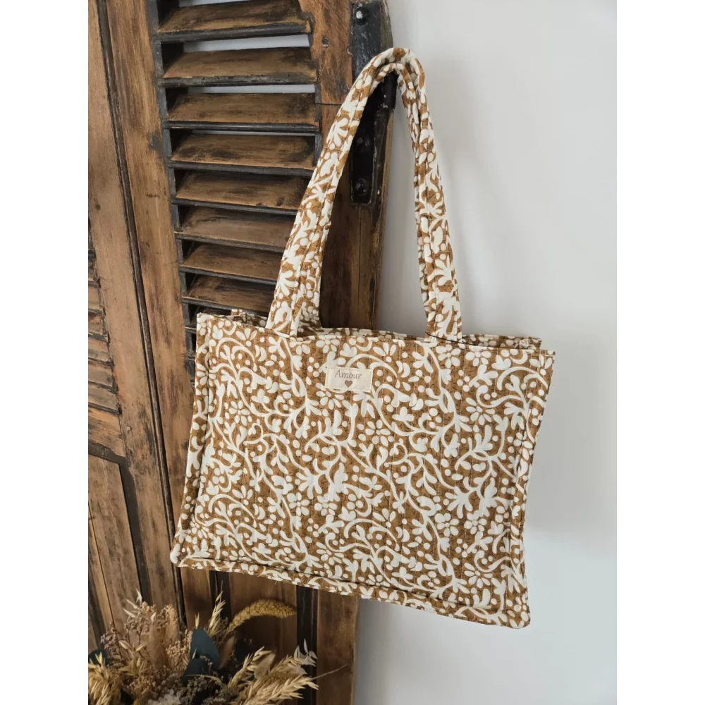 category_name | Elly et Anne