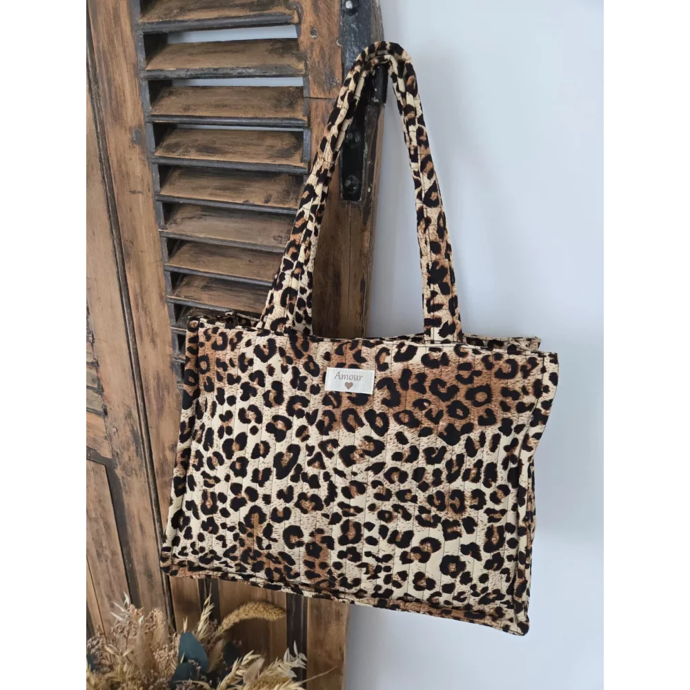 category_name | Elly et Anne