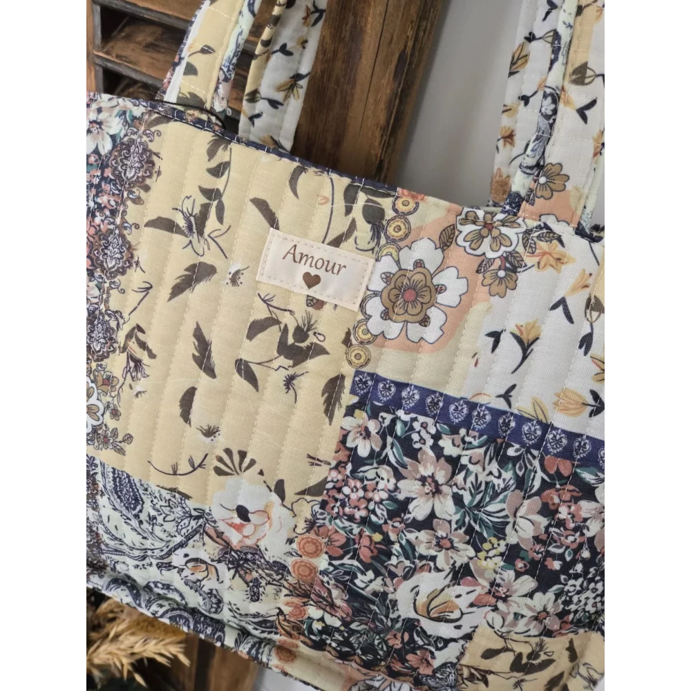 category_name | Elly et Anne