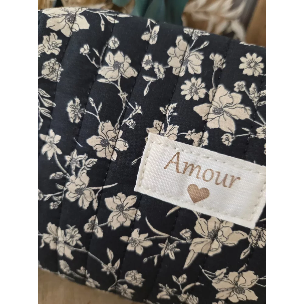 category_name | Elly et Anne