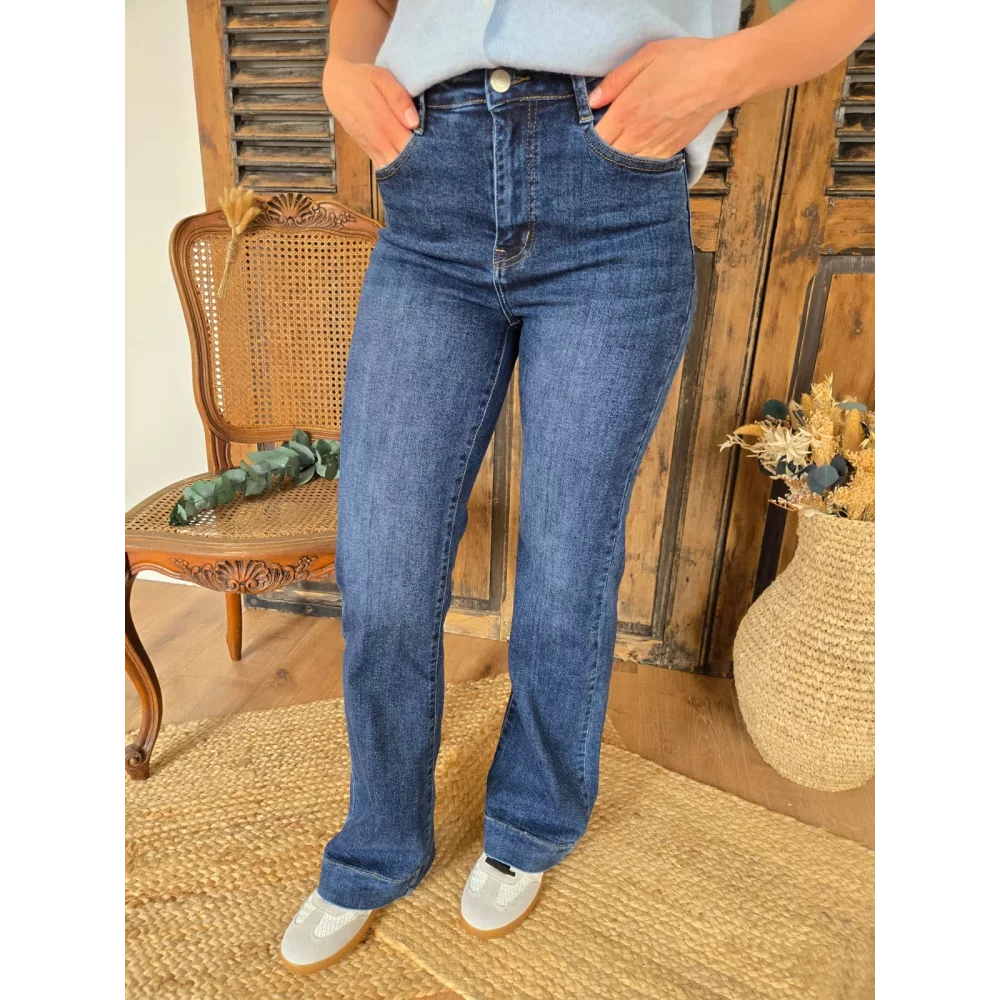 category_name | Elly et Anne