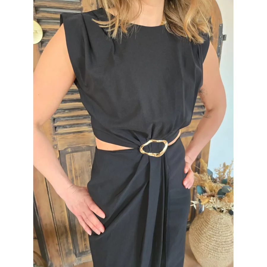 Robe Charlene noir ouverte aux hanches bijoux doré