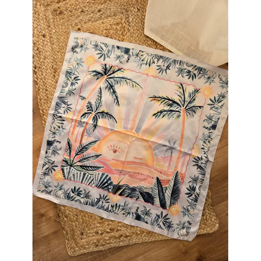 Foulard carré soyeux Soleil