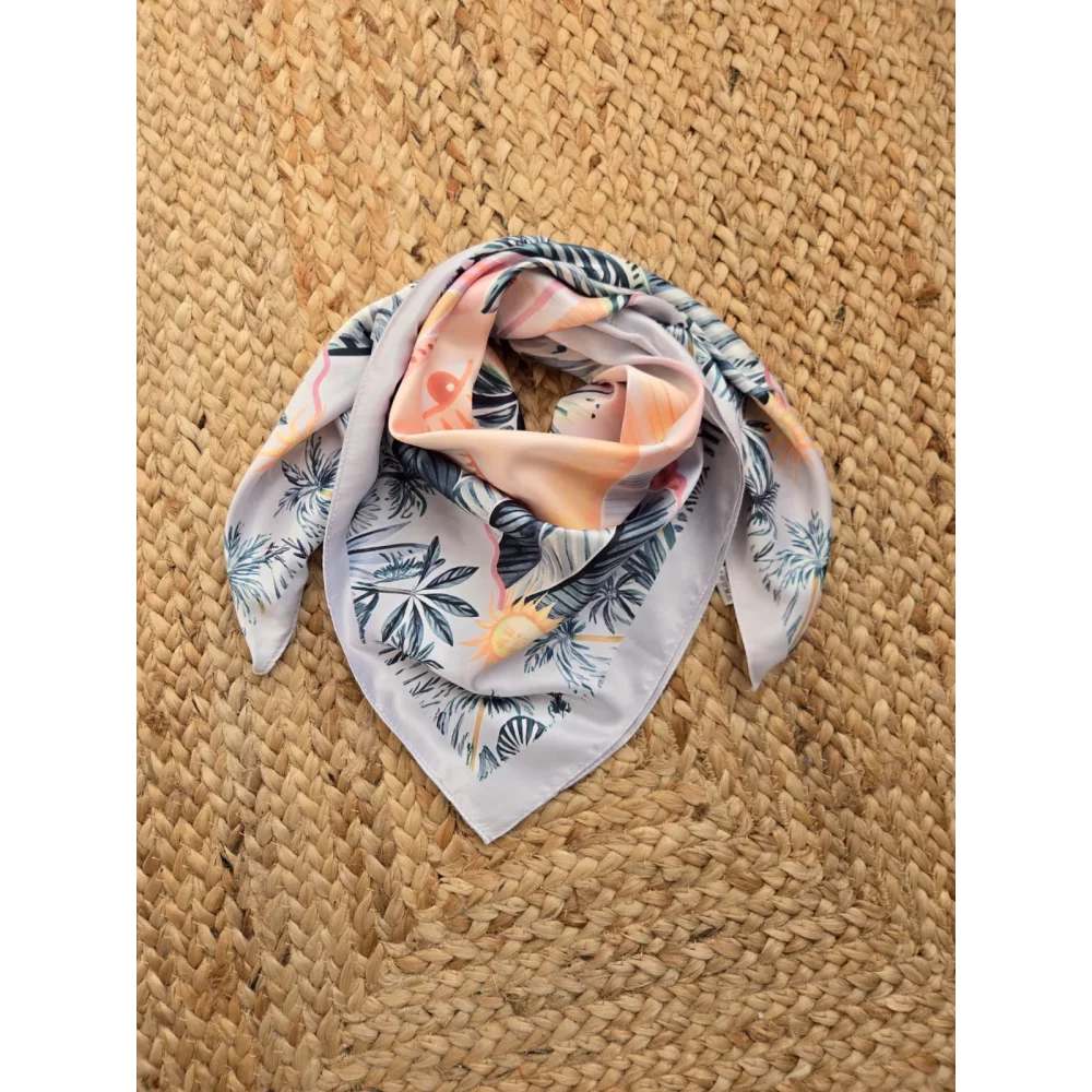 Foulard carré soyeux Soleil
