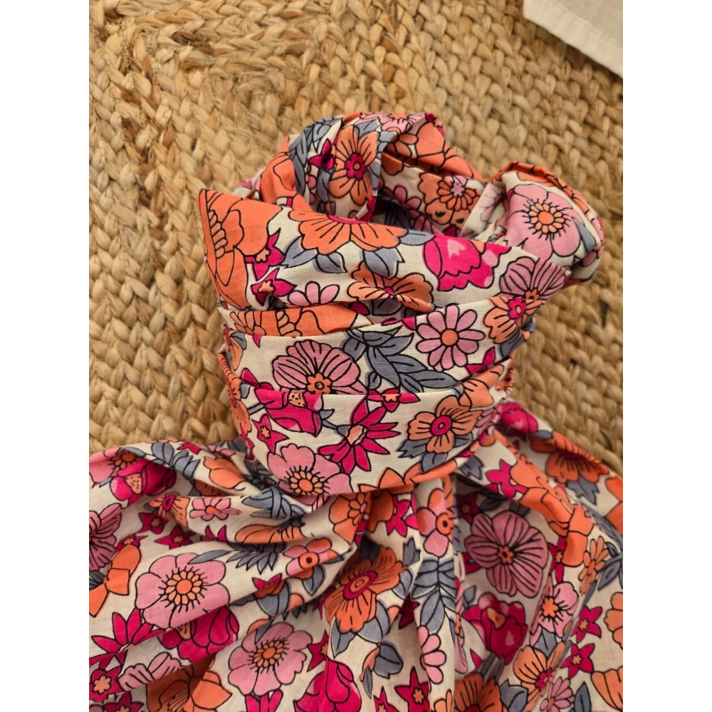 Echarpe coton fleurs rose corail