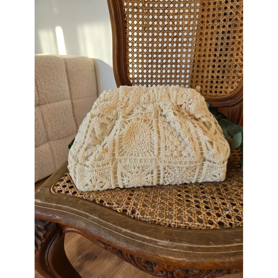 Sac pochette dentelle beige