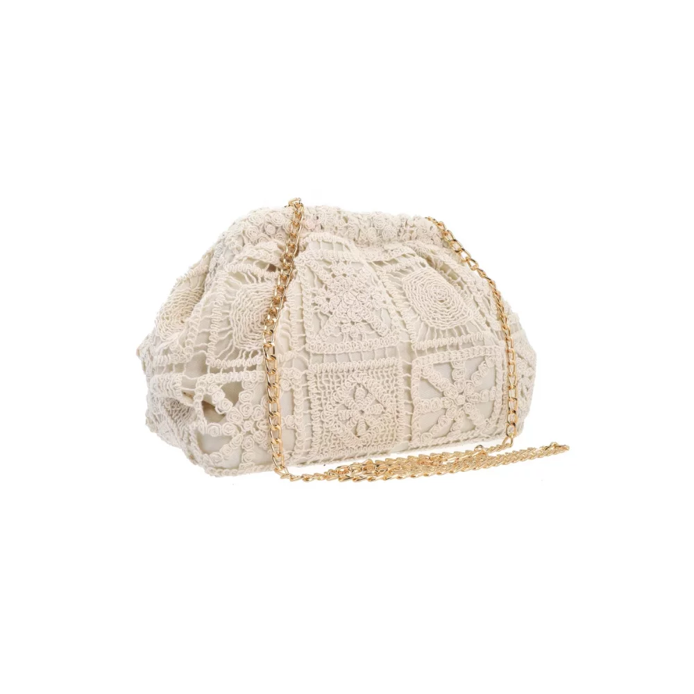 Sac pochette dentelle beige