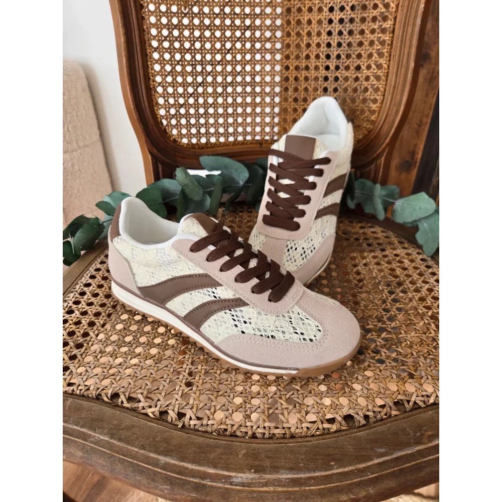 Baskets dentelle beige et choco