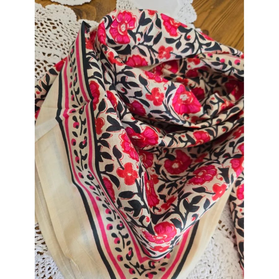 Carré coton fleurs fuchsia