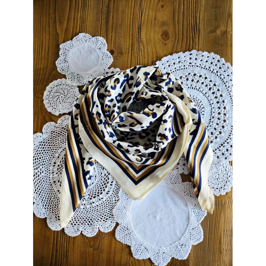 Carré coton leopard marine